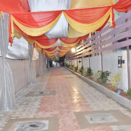 Aparthotel Jasmine Park Chennai Zewnętrze zdjęcie